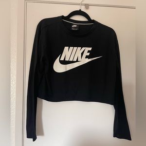 Long Sleeve Nike Crop Top M